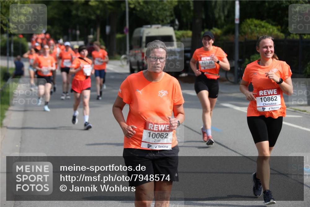 15.06.2025 - REWE Women's Run Jannik Wohlers http://msf.ph/oto/7948574 15.06.2025 09:47:14 Laufen 10062, 10136, 10862 meine-sportfotos.de