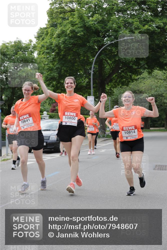 15.06.2025 - REWE Women's Run Jannik Wohlers http://msf.ph/oto/7948607 15.06.2025 08:31:09 Laufen 10, 10641, 10800, 1024, 10741, 10814 meine-sportfotos.de
