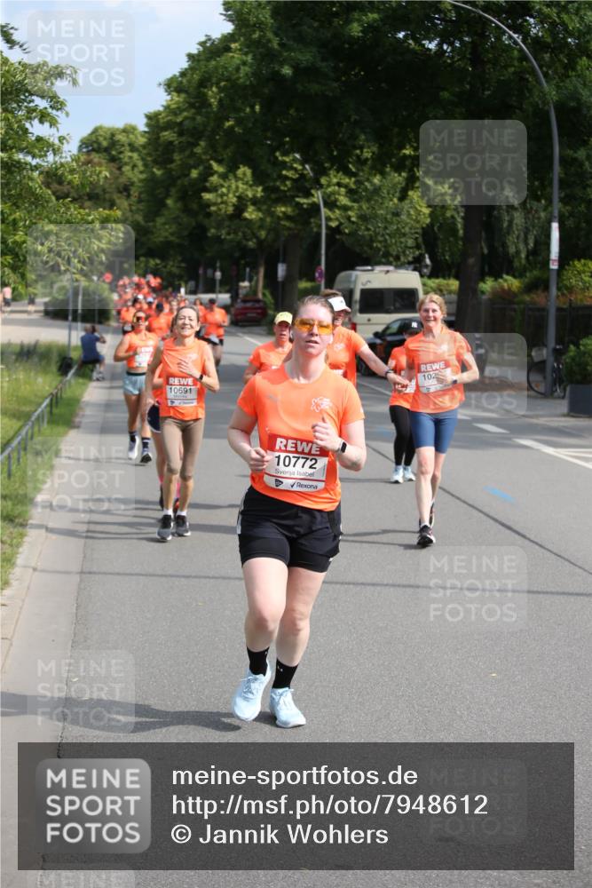 15.06.2025 - REWE Women's Run Jannik Wohlers http://msf.ph/oto/7948612 15.06.2025 09:47:19 Laufen 10691, 10772, 102 meine-sportfotos.de