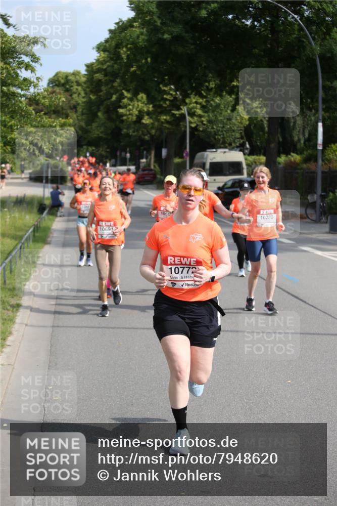 15.06.2025 - REWE Women's Run Jannik Wohlers http://msf.ph/oto/7948620 15.06.2025 09:47:19 Laufen 10691, 10772, 10280 meine-sportfotos.de