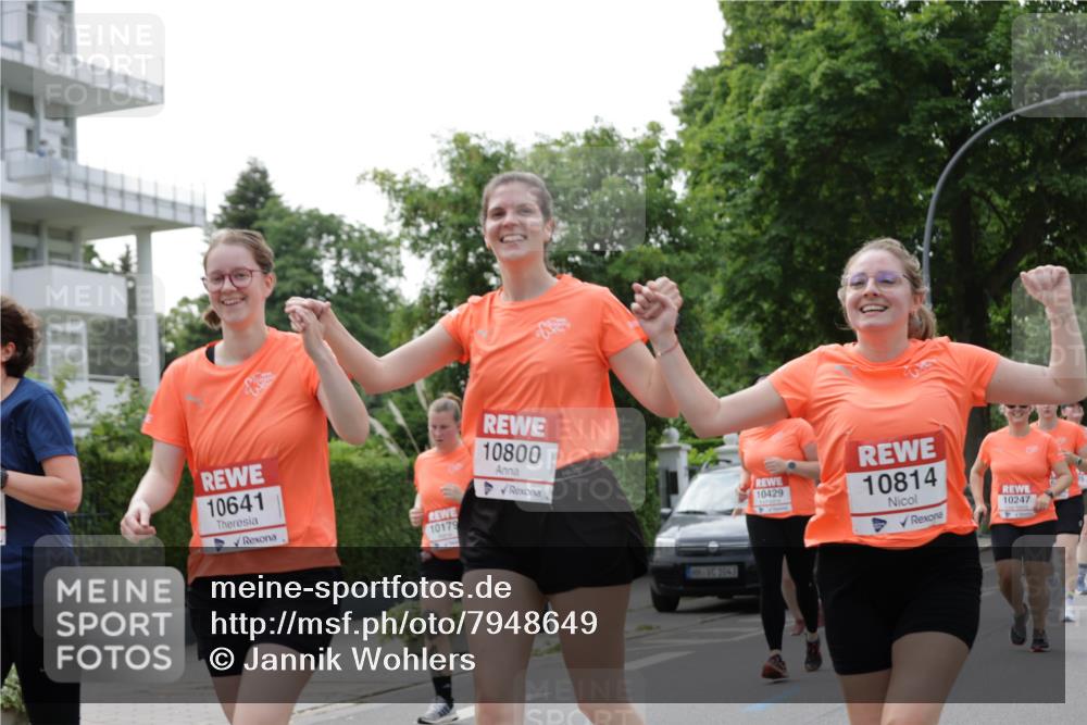 15.06.2025 - REWE Women's Run Jannik Wohlers http://msf.ph/oto/7948649 15.06.2025 08:31:10 Laufen 10641, 10179, 10800, 1043, 10429, 10814, 10247 meine-sportfotos.de