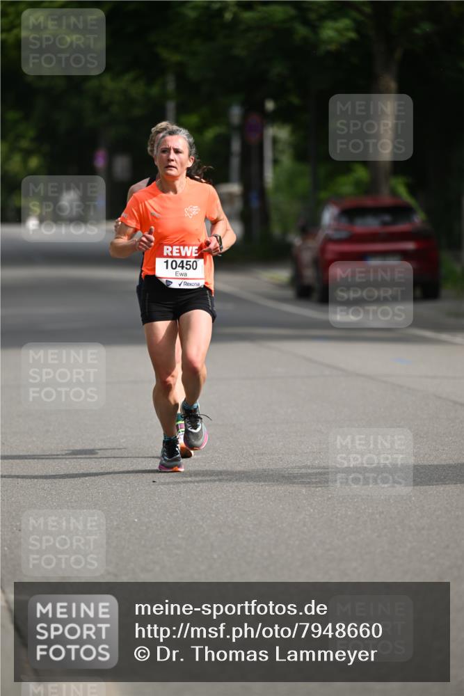 15.06.2025 - REWE Women's Run Dr. Thomas Lammeyer http://msf.ph/oto/7948660 15.06.2025 09:31:49 Laufen 10450 meine-sportfotos.de