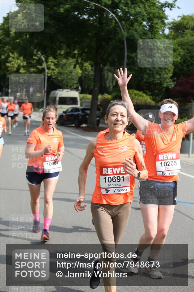 15.06.2025 - REWE Women's Run Jannik Wohlers http://msf.ph/oto/7948673 15.06.2025 09:47:22 Laufen 10087, 10691, 10205 meine-sportfotos.de