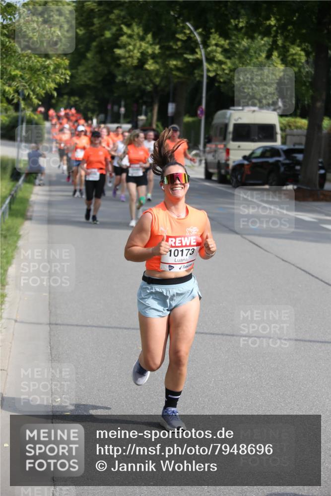15.06.2025 - REWE Women's Run Jannik Wohlers http://msf.ph/oto/7948696 15.06.2025 09:47:23 Laufen 10173 meine-sportfotos.de