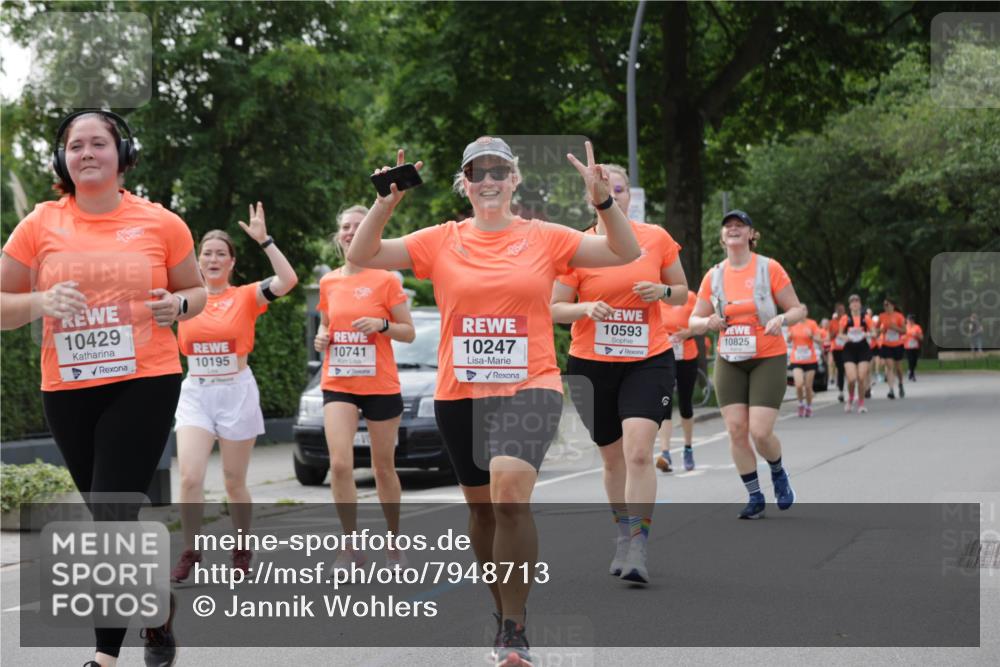 15.06.2025 - REWE Women's Run Jannik Wohlers http://msf.ph/oto/7948713 15.06.2025 08:31:12 Laufen 10429, 10195, 10593, 10825, 10247, 10741 meine-sportfotos.de