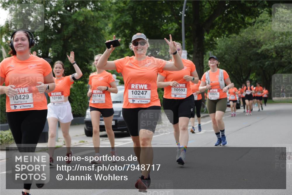 15.06.2025 - REWE Women's Run Jannik Wohlers http://msf.ph/oto/7948717 15.06.2025 08:31:12 Laufen 10429, 10593, 10741, 10247, 10825, 10195 meine-sportfotos.de