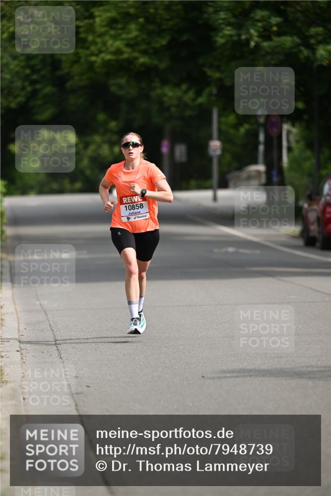 15.06.2025 - REWE Women's Run Dr. Thomas Lammeyer http://msf.ph/oto/7948739 15.06.2025 09:31:54 Laufen 10858 meine-sportfotos.de