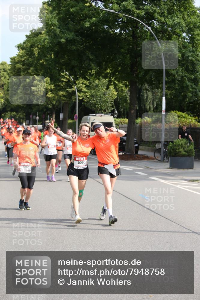 15.06.2025 - REWE Women's Run Jannik Wohlers http://msf.ph/oto/7948758 15.06.2025 09:47:27 Laufen 10086, 105, 10085 meine-sportfotos.de