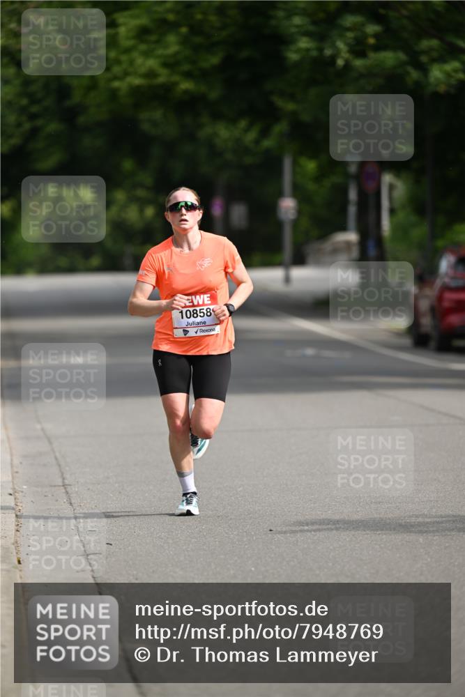 15.06.2025 - REWE Women's Run Dr. Thomas Lammeyer http://msf.ph/oto/7948769 15.06.2025 09:31:55 Laufen 10858 meine-sportfotos.de