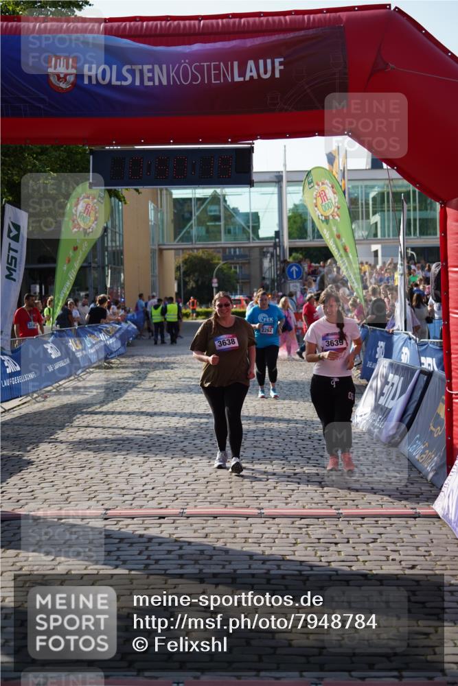 13.06.2025 - Holstenköstenlauf Felixshl http://msf.ph/oto/7948784 13.06.2025 18:20:20 Laufen 2262, 3638, 3639 meine-sportfotos.de