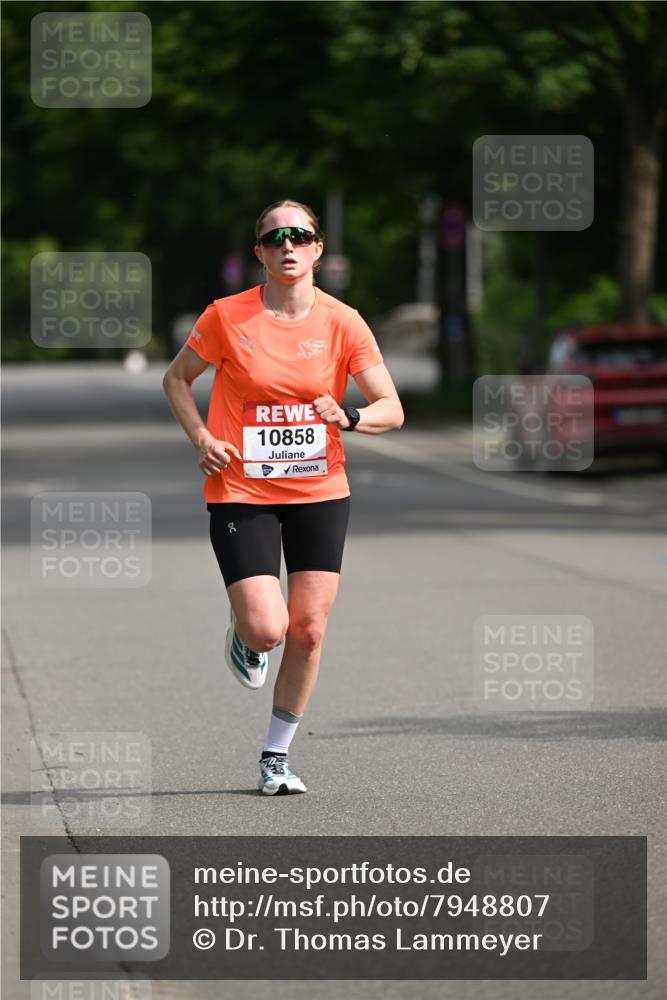 15.06.2025 - REWE Women's Run Dr. Thomas Lammeyer http://msf.ph/oto/7948807 15.06.2025 09:31:56 Laufen 10858 meine-sportfotos.de