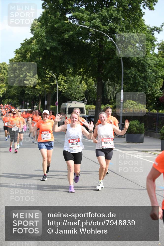 15.06.2025 - REWE Women's Run Jannik Wohlers http://msf.ph/oto/7948839 15.06.2025 09:47:31 Laufen 10187, 10222, 10577 meine-sportfotos.de
