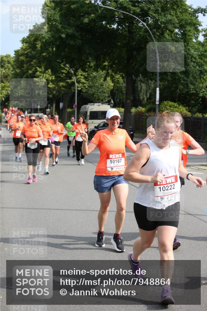15.06.2025 - REWE Women's Run Jannik Wohlers http://msf.ph/oto/7948864 15.06.2025 09:47:33 Laufen 10646, 10103, 10187, 10222 meine-sportfotos.de