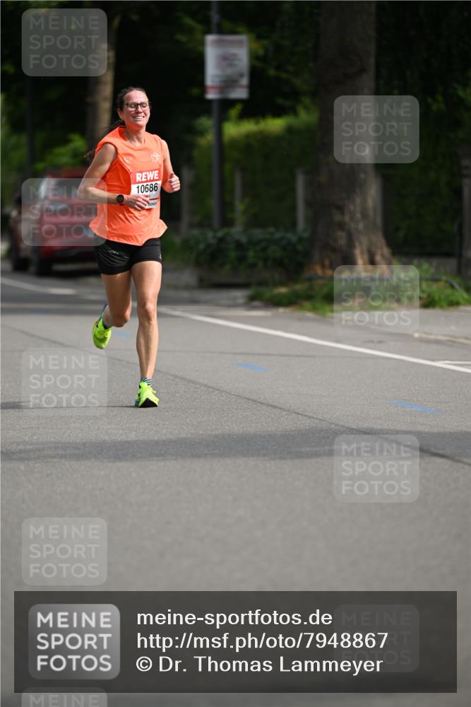 15.06.2025 - REWE Women's Run Dr. Thomas Lammeyer http://msf.ph/oto/7948867 15.06.2025 09:32:38 Laufen 10686 meine-sportfotos.de