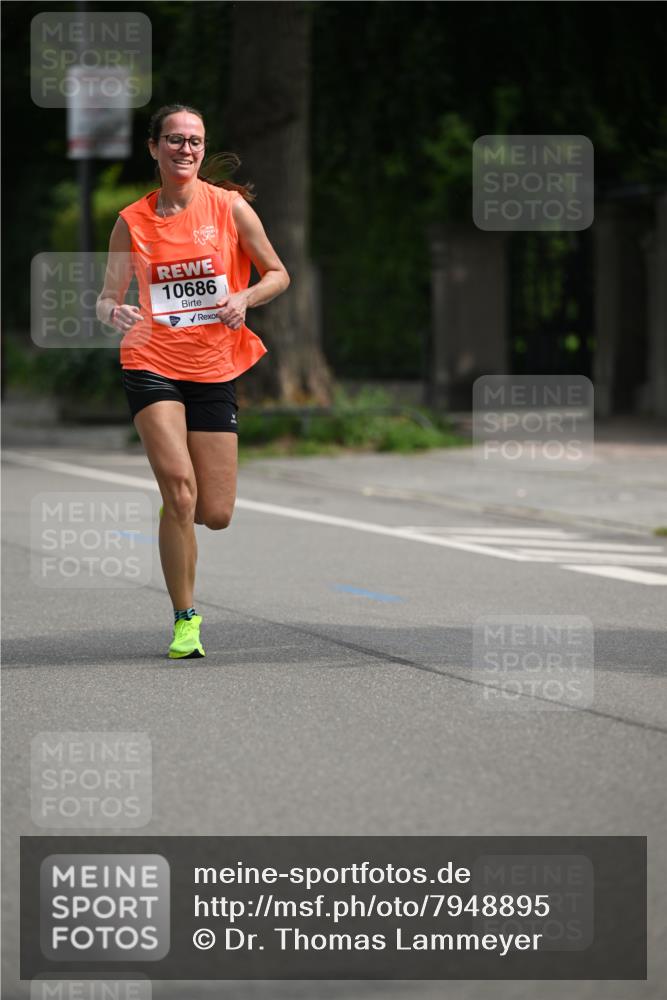 15.06.2025 - REWE Women's Run Dr. Thomas Lammeyer http://msf.ph/oto/7948895 15.06.2025 09:32:39 Laufen 10686 meine-sportfotos.de