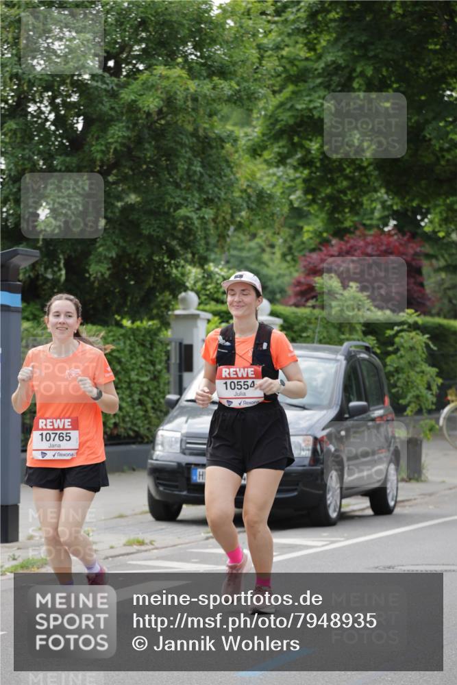 15.06.2025 - REWE Women's Run Jannik Wohlers http://msf.ph/oto/7948935 15.06.2025 08:31:23 Laufen 10765, 10554 meine-sportfotos.de