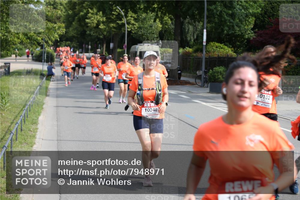 15.06.2025 - REWE Women's Run Jannik Wohlers http://msf.ph/oto/7948971 15.06.2025 09:47:40 Laufen 10091, 10340, 0102 meine-sportfotos.de