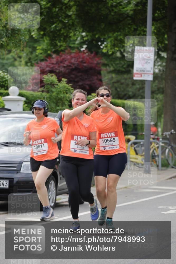 15.06.2025 - REWE Women's Run Jannik Wohlers http://msf.ph/oto/7948993 15.06.2025 08:31:25 Laufen 43, 10611, 162, 10595 meine-sportfotos.de