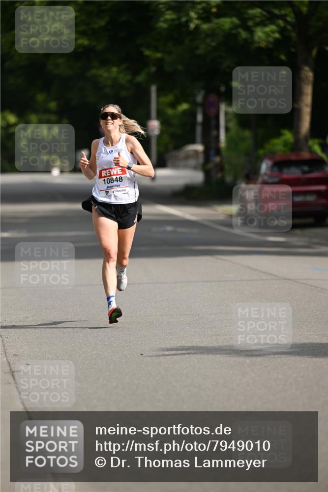 15.06.2025 - REWE Women's Run Dr. Thomas Lammeyer http://msf.ph/oto/7949010 15.06.2025 09:33:49 Laufen 10848 meine-sportfotos.de