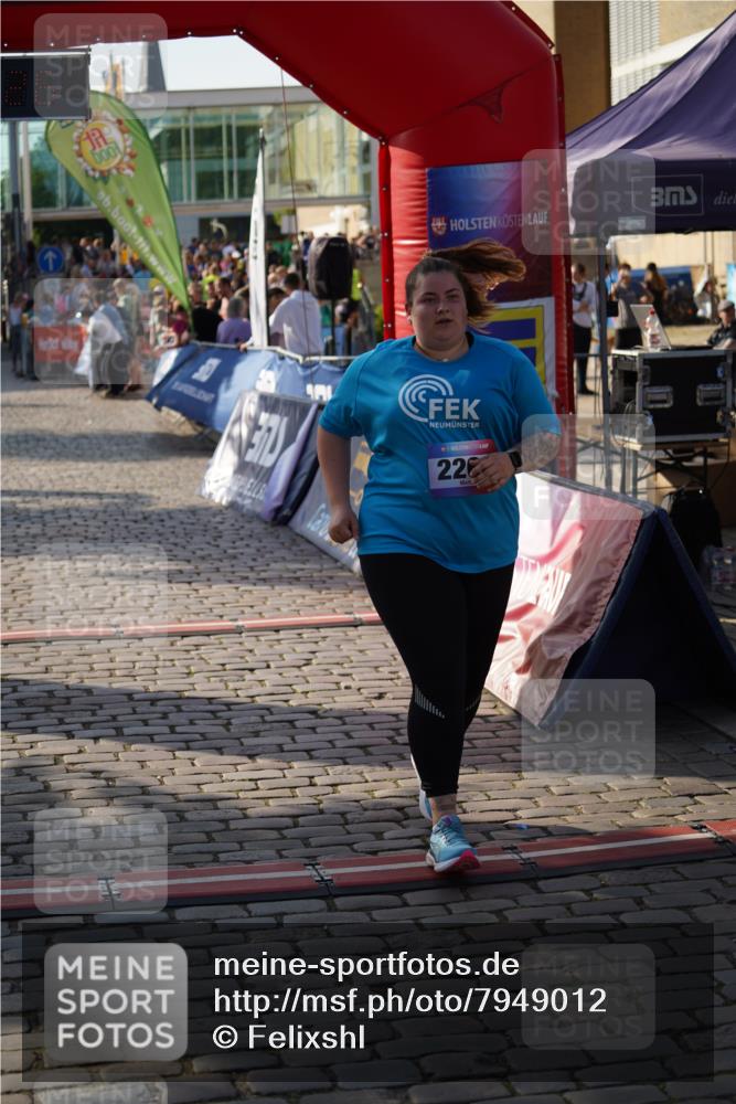13.06.2025 - Holstenköstenlauf Felixshl http://msf.ph/oto/7949012 13.06.2025 18:20:27 Laufen 2262, 3639 meine-sportfotos.de