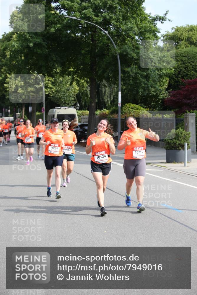 15.06.2025 - REWE Women's Run Jannik Wohlers http://msf.ph/oto/7949016 15.06.2025 09:47:43 Laufen 10091, 0284, 10712, 10124 meine-sportfotos.de