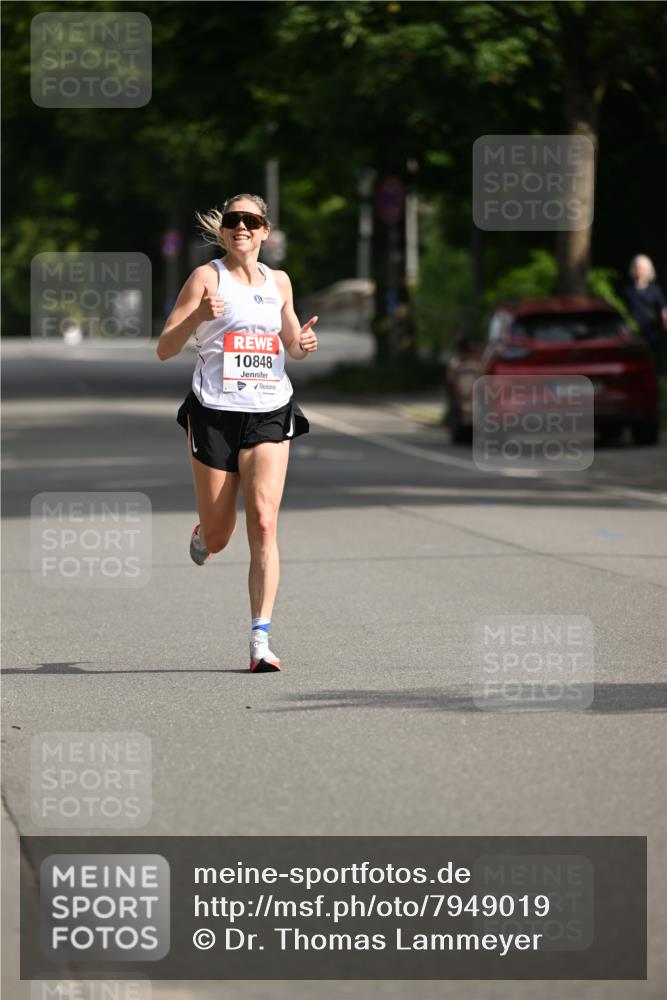 15.06.2025 - REWE Women's Run Dr. Thomas Lammeyer http://msf.ph/oto/7949019 15.06.2025 09:33:50 Laufen 10848 meine-sportfotos.de