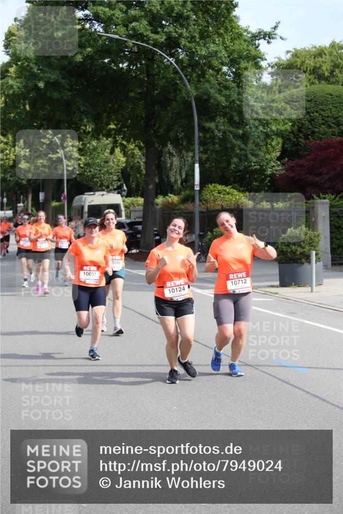 15.06.2025 - REWE Women's Run Jannik Wohlers http://msf.ph/oto/7949024 15.06.2025 09:47:43 Laufen 1061, 0284, 10091, 10124, 10712 meine-sportfotos.de