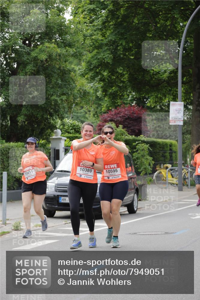 15.06.2025 - REWE Women's Run Jannik Wohlers http://msf.ph/oto/7949051 15.06.2025 08:31:27 Laufen 10611, 10389, 10595, 15, 2025 meine-sportfotos.de