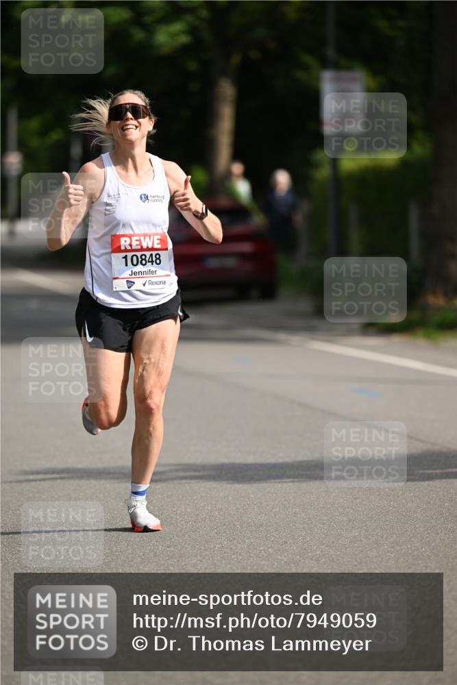 15.06.2025 - REWE Women's Run Dr. Thomas Lammeyer http://msf.ph/oto/7949059 15.06.2025 09:33:51 Laufen 10848 meine-sportfotos.de