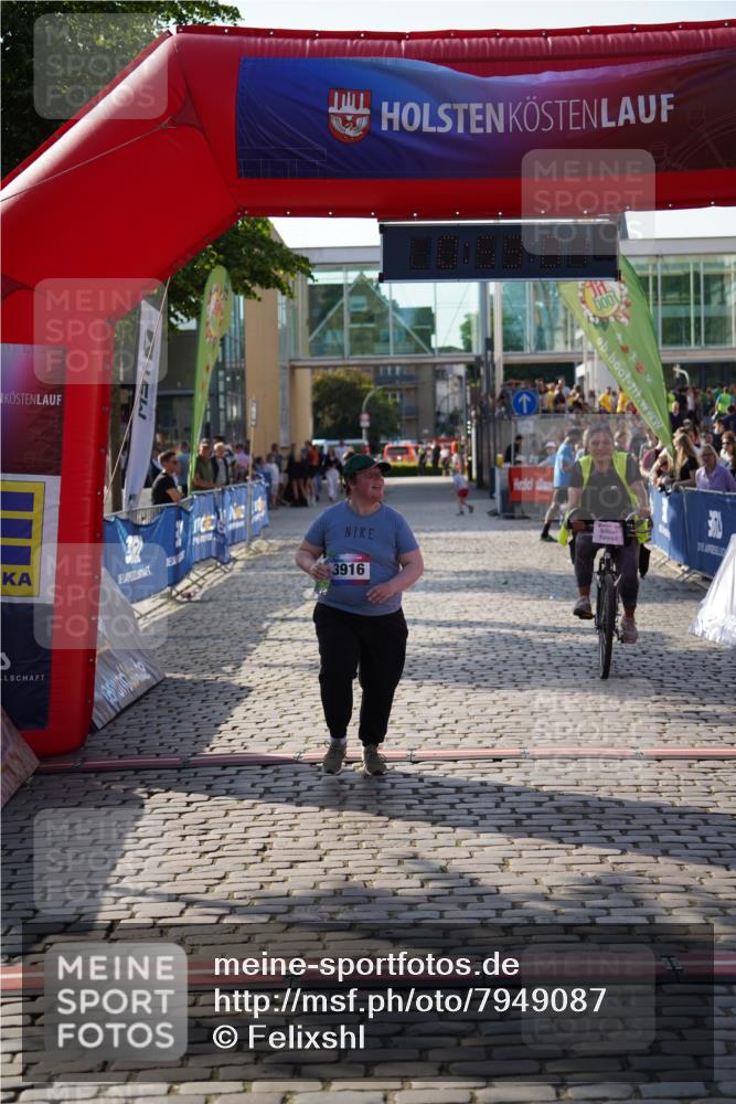 13.06.2025 - Holstenköstenlauf Felixshl http://msf.ph/oto/7949087 13.06.2025 18:29:02 Laufen 3916 meine-sportfotos.de