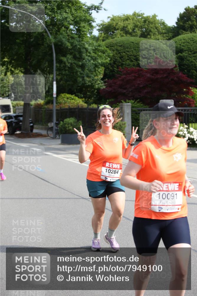 15.06.2025 - REWE Women's Run Jannik Wohlers http://msf.ph/oto/7949100 15.06.2025 09:47:46 Laufen 10284, 10091 meine-sportfotos.de