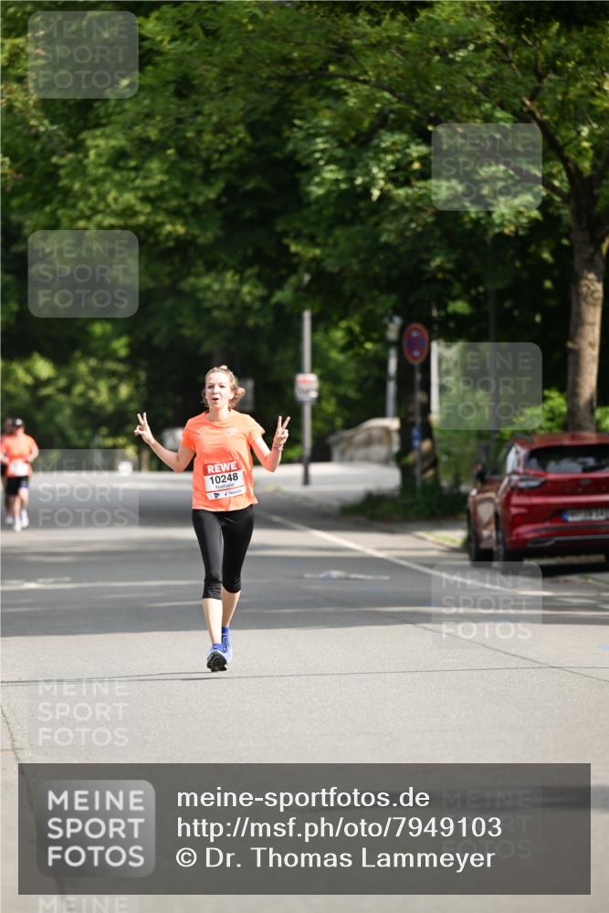 15.06.2025 - REWE Women's Run Dr. Thomas Lammeyer http://msf.ph/oto/7949103 15.06.2025 09:34:05 Laufen 10248 meine-sportfotos.de