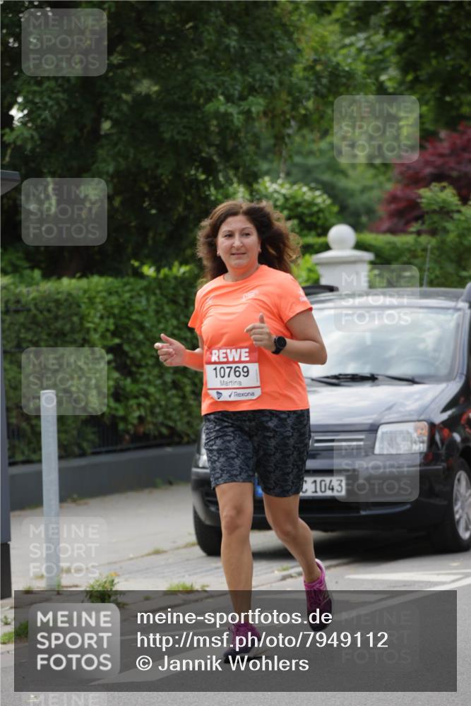 15.06.2025 - REWE Women's Run Jannik Wohlers http://msf.ph/oto/7949112 15.06.2025 08:31:32 Laufen 10769, 1043 meine-sportfotos.de