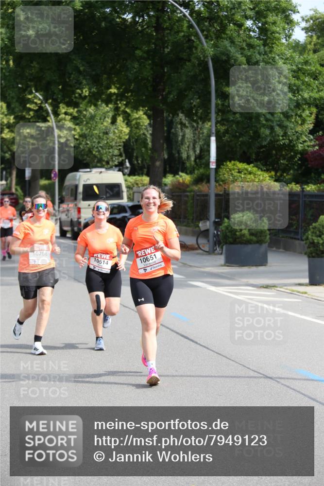 15.06.2025 - REWE Women's Run Jannik Wohlers http://msf.ph/oto/7949123 15.06.2025 09:47:47 Laufen 16, 10708, 10514, 10651 meine-sportfotos.de