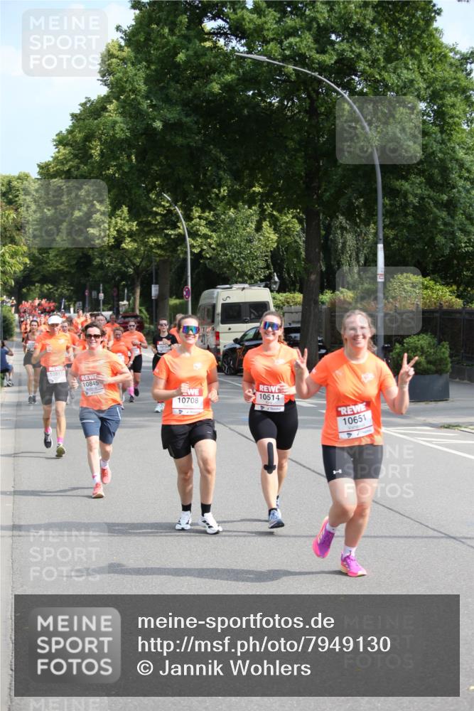 15.06.2025 - REWE Women's Run Jannik Wohlers http://msf.ph/oto/7949130 15.06.2025 09:47:47 Laufen 10857, 10845, 10708, 10514, 10651 meine-sportfotos.de