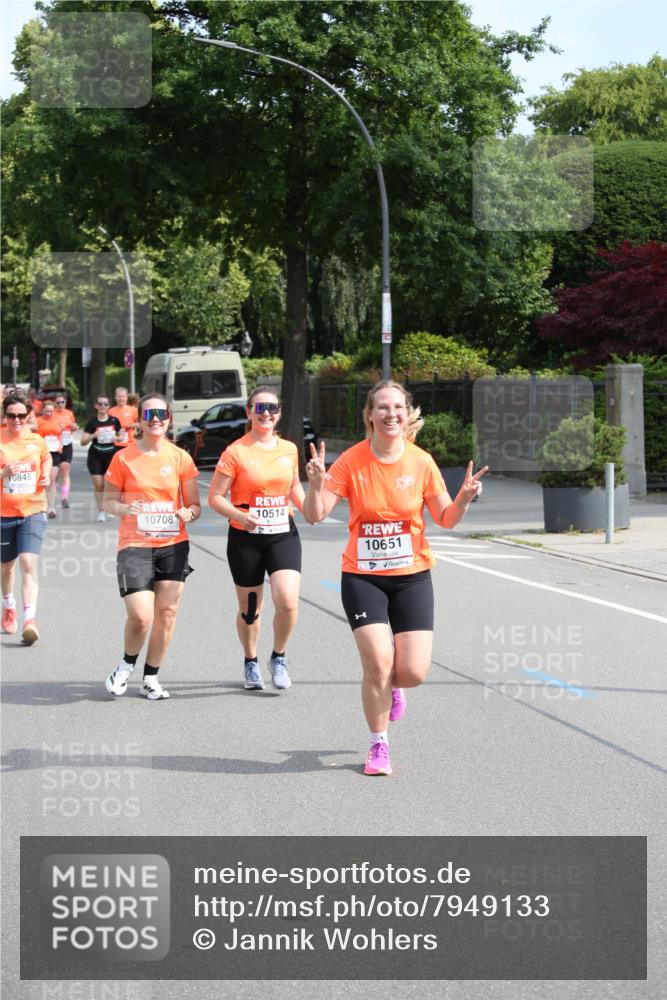 15.06.2025 - REWE Women's Run Jannik Wohlers http://msf.ph/oto/7949133 15.06.2025 09:47:48 Laufen 10845, 10708, 10514, 10651 meine-sportfotos.de