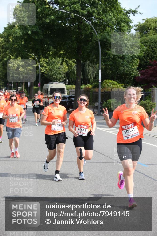 15.06.2025 - REWE Women's Run Jannik Wohlers http://msf.ph/oto/7949145 15.06.2025 09:47:48 Laufen 10845, 708, 10514, 10651 meine-sportfotos.de