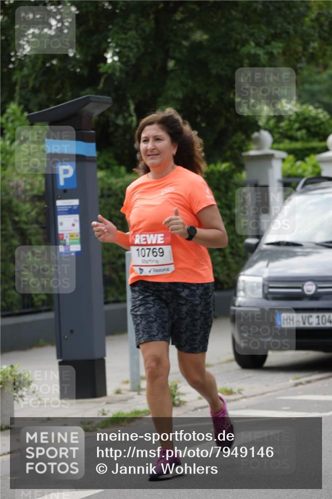 15.06.2025 - REWE Women's Run Jannik Wohlers http://msf.ph/oto/7949146 15.06.2025 08:31:32 Laufen 10769, 104 meine-sportfotos.de