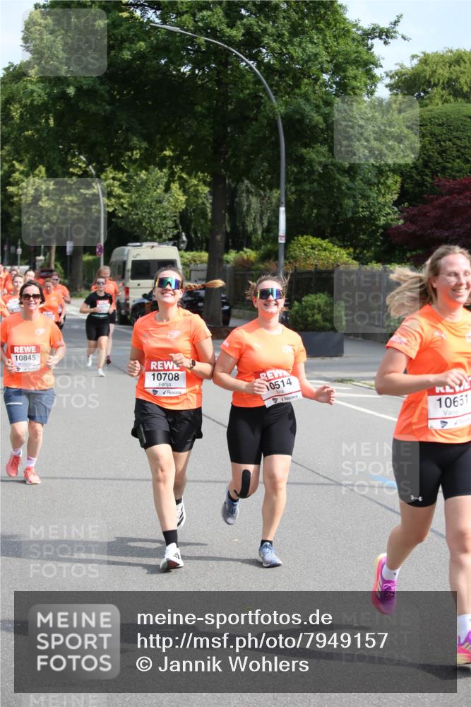 15.06.2025 - REWE Women's Run Jannik Wohlers http://msf.ph/oto/7949157 15.06.2025 09:47:49 Laufen 10845, 10708, 0514, 10651 meine-sportfotos.de