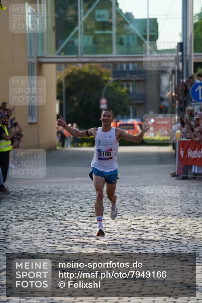 13.06.2025 - Holstenköstenlauf Felixshl http://msf.ph/oto/7949166 13.06.2025 19:31:45 Laufen 2168 meine-sportfotos.de
