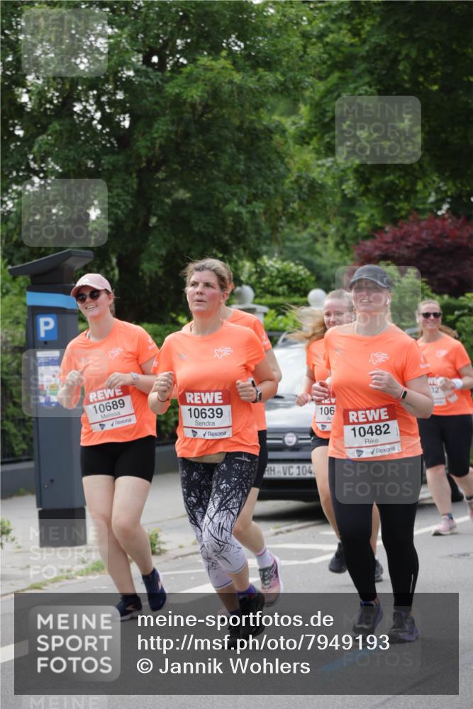 15.06.2025 - REWE Women's Run Jannik Wohlers http://msf.ph/oto/7949193 15.06.2025 08:31:36 Laufen 10689, 10639, 104, 106, 4, 10482 meine-sportfotos.de
