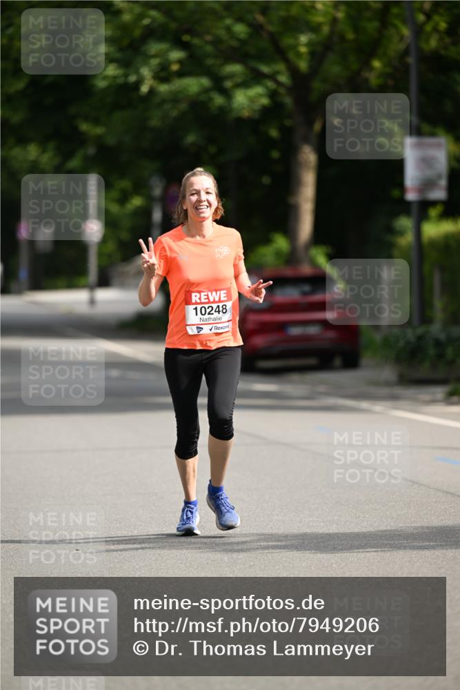 15.06.2025 - REWE Women's Run Dr. Thomas Lammeyer http://msf.ph/oto/7949206 15.06.2025 09:34:08 Laufen 10248 meine-sportfotos.de