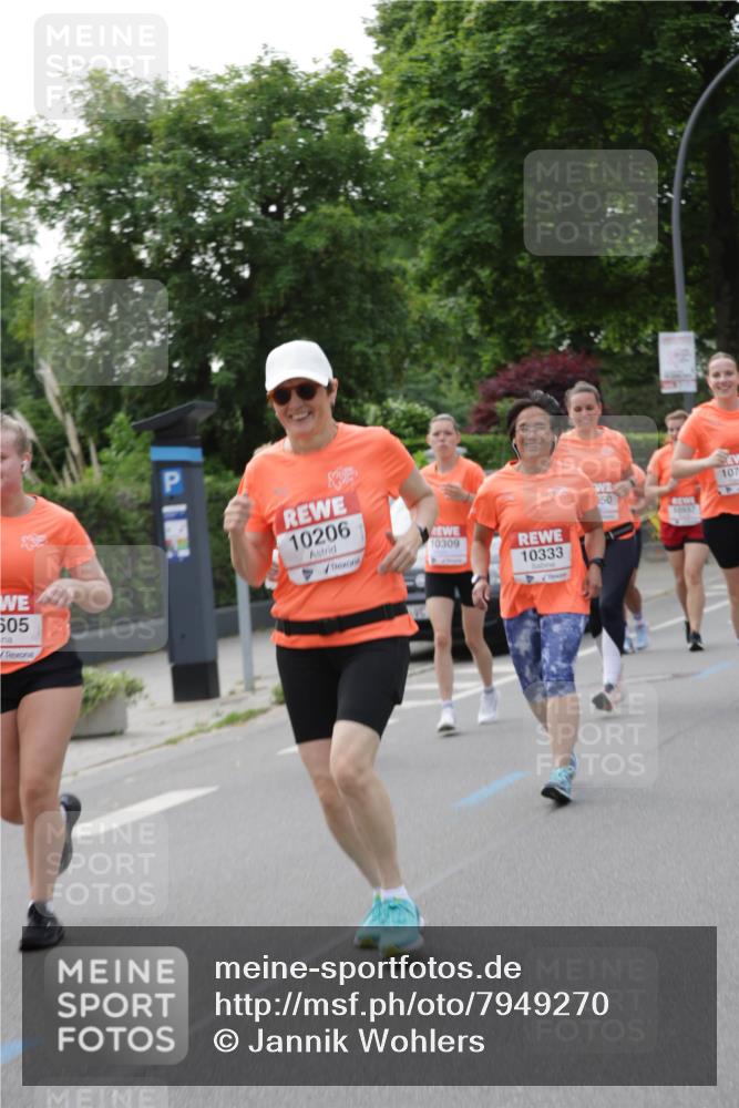 15.06.2025 - REWE Women's Run Jannik Wohlers http://msf.ph/oto/7949270 15.06.2025 08:31:39 Laufen 107, 10206, 150, 10557, 10309, 10333, 605 meine-sportfotos.de