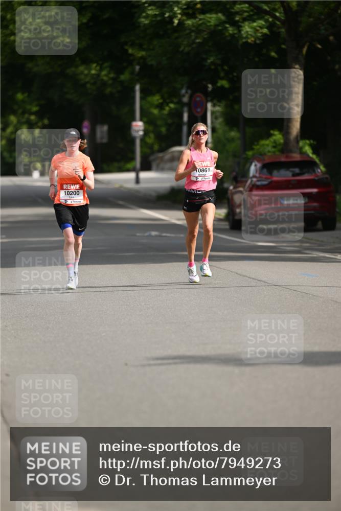 15.06.2025 - REWE Women's Run Dr. Thomas Lammeyer http://msf.ph/oto/7949273 15.06.2025 09:34:18 Laufen 10200, 10861 meine-sportfotos.de