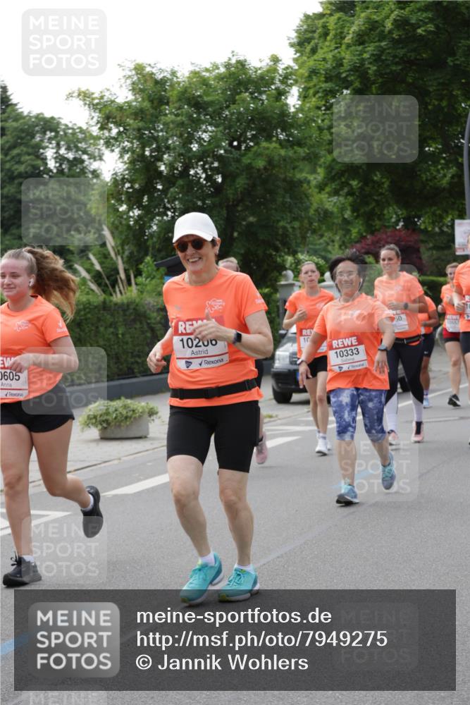 15.06.2025 - REWE Women's Run Jannik Wohlers http://msf.ph/oto/7949275 15.06.2025 08:31:39 Laufen 605, 10200, 10, 10333, 50, 10557 meine-sportfotos.de