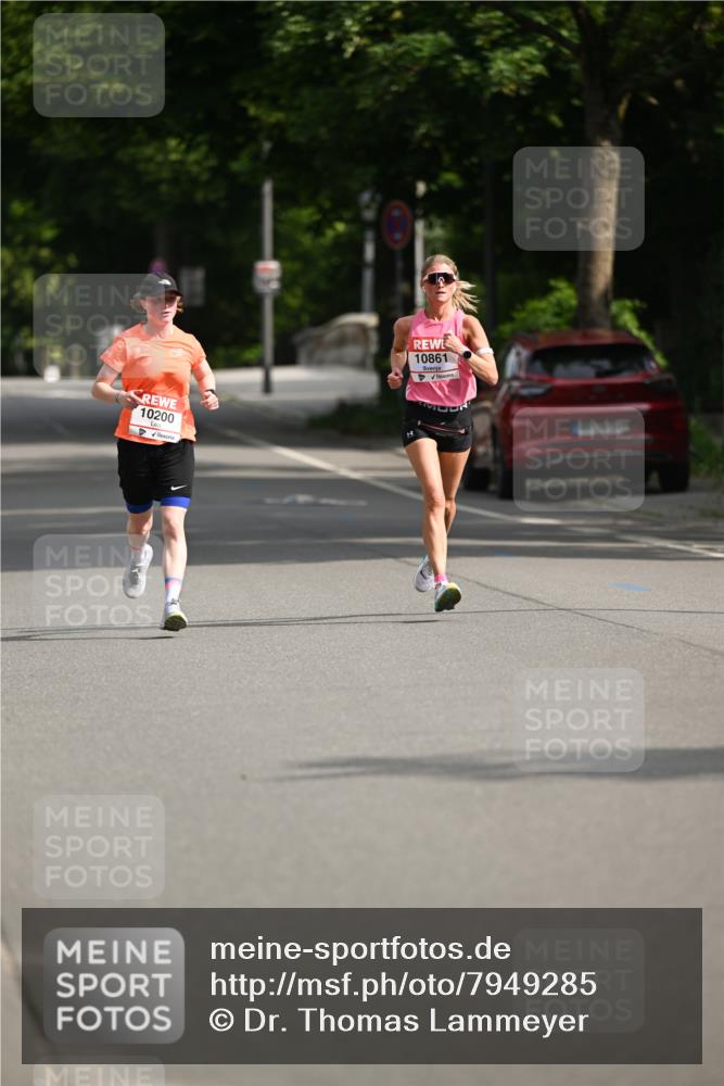 15.06.2025 - REWE Women's Run Dr. Thomas Lammeyer http://msf.ph/oto/7949285 15.06.2025 09:34:18 Laufen 10200, 10861 meine-sportfotos.de