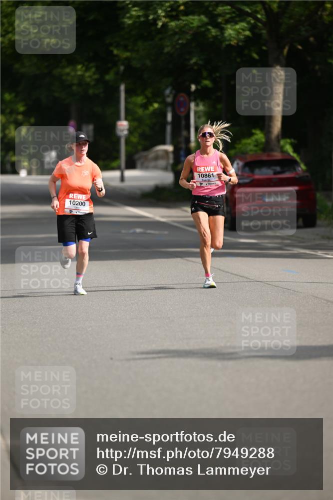15.06.2025 - REWE Women's Run Dr. Thomas Lammeyer http://msf.ph/oto/7949288 15.06.2025 09:34:18 Laufen 10200, 10861 meine-sportfotos.de