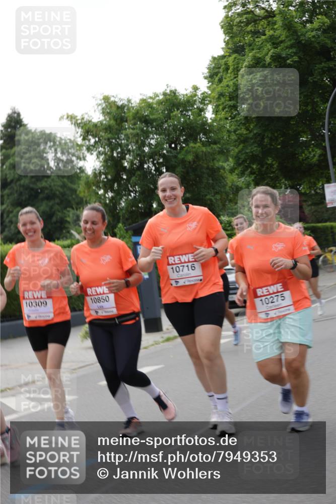 15.06.2025 - REWE Women's Run Jannik Wohlers http://msf.ph/oto/7949353 15.06.2025 08:31:41 Laufen 10309, 10850, 10716, 10275 meine-sportfotos.de