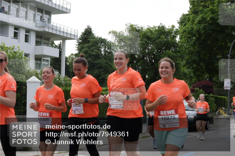 15.06.2025 - REWE Women's Run Jannik Wohlers http://msf.ph/oto/7949361 15.06.2025 08:31:42 Laufen 10309, 10850, 10, 101, 10275, 10597 meine-sportfotos.de