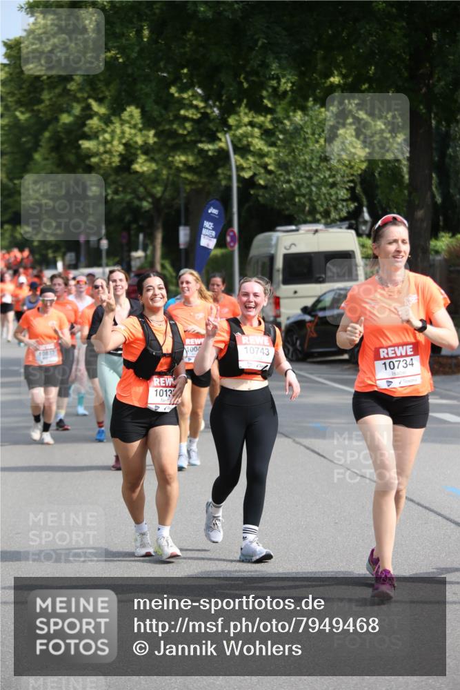 15.06.2025 - REWE Women's Run Jannik Wohlers http://msf.ph/oto/7949468 15.06.2025 09:48:06 Laufen 10833, 1013, 1004, 10743, 10734 meine-sportfotos.de